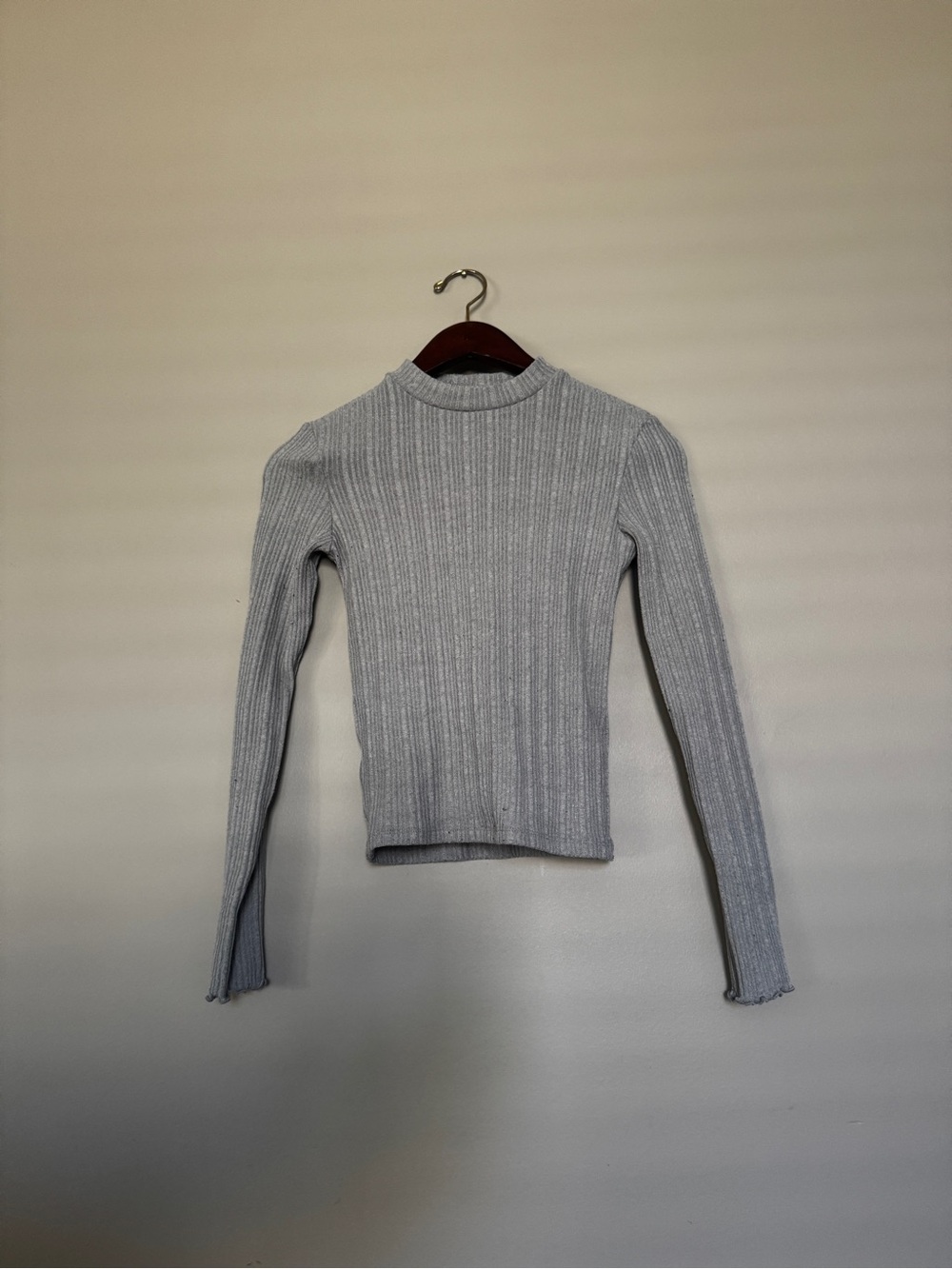 Hollister Gray Ribbed Mock Neck Lettuce Edge Long Sleeve Top XS